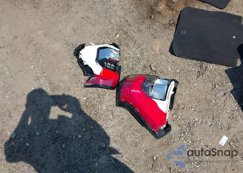 2020 Ford Expedition Limited Max z USA, uszkodzony, nr VIN 1FMJK1KT3LEA21715